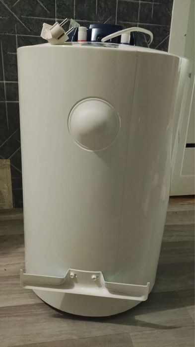 Водонагреватель Ariston Abs Blur 80