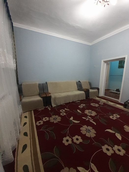 Сдается 3x комнатная квартира С обстановкой  Для семейным