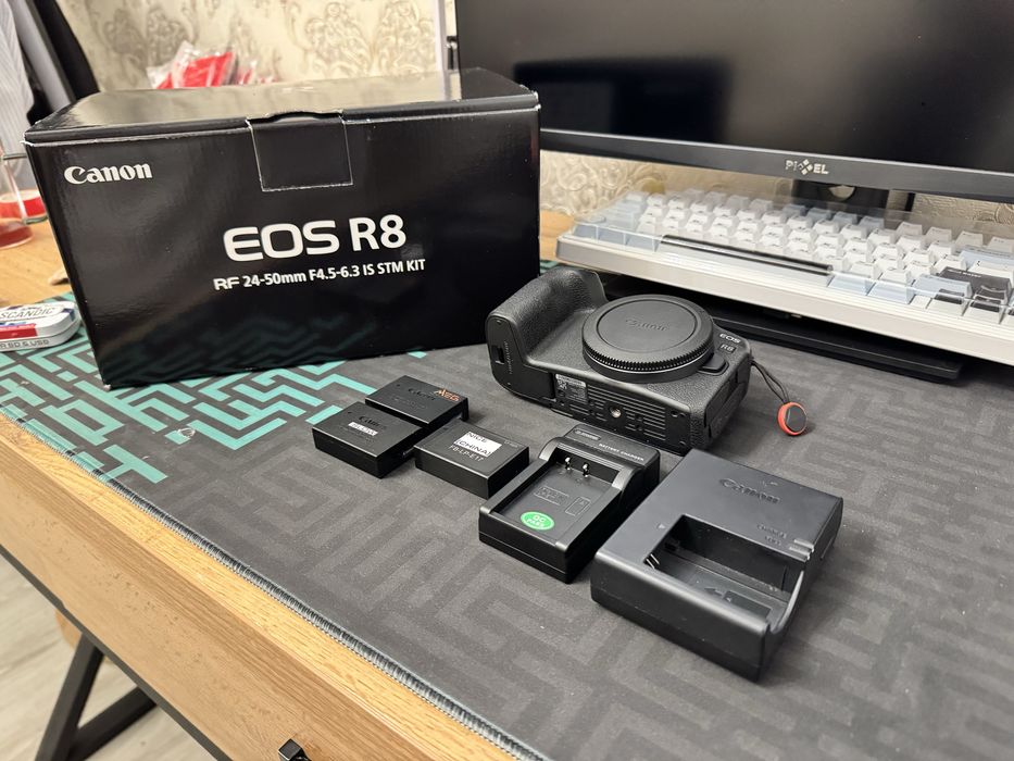 Canon R8 Body Full Frame