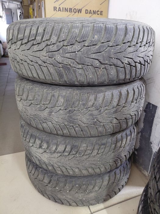 Шины зимние 215×60×17
