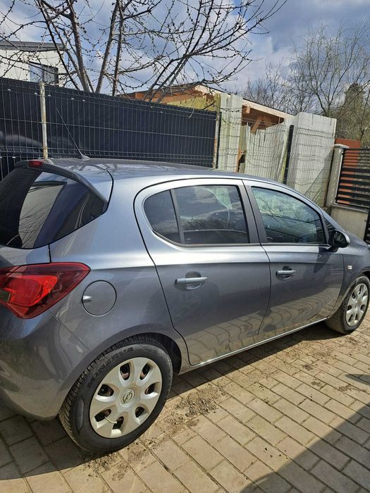 OPEL CORSA 1.4 benzină EURO 6, 43000 km REALI, primul proprietar, ecran tactil compatibil Android și Apple, mentenanță anuală