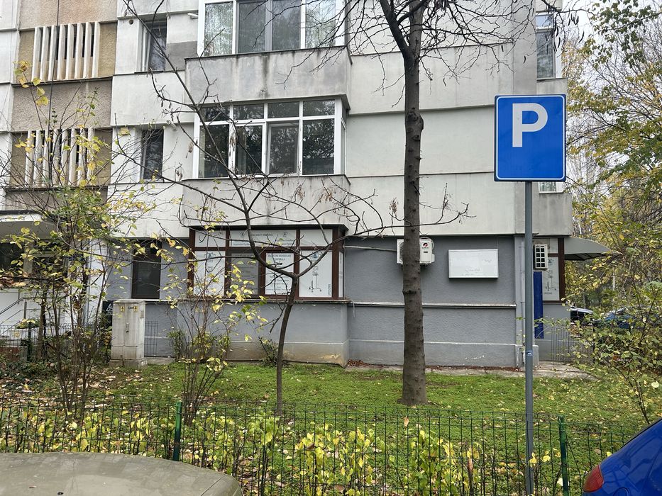 Vand spatiu comercial 50mp zona McDonalds