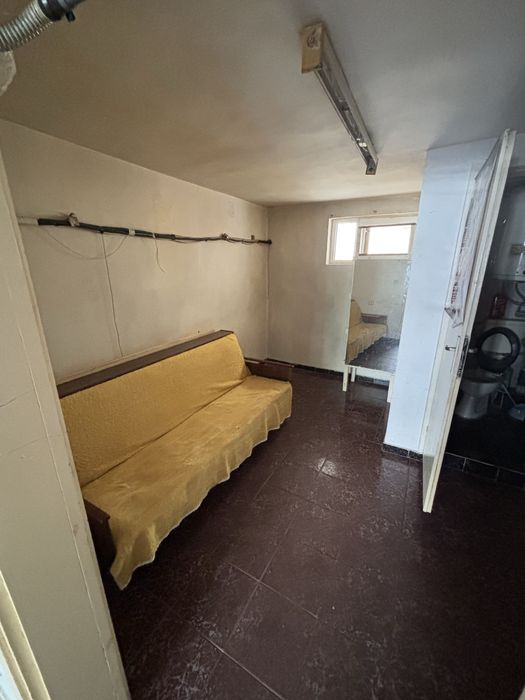 Дава се под наем Магазин в Варна, Център - 36 кв.м за 255 € - Снимка #2