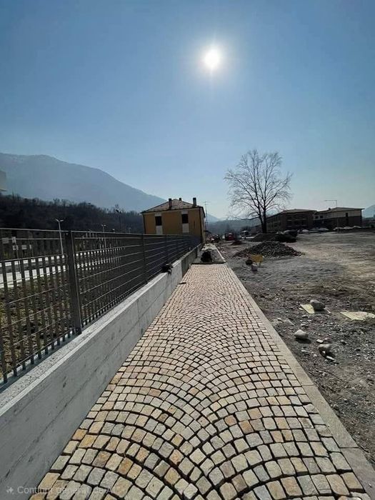 Pavaj din piatra cubica rezistentă la trafic greu