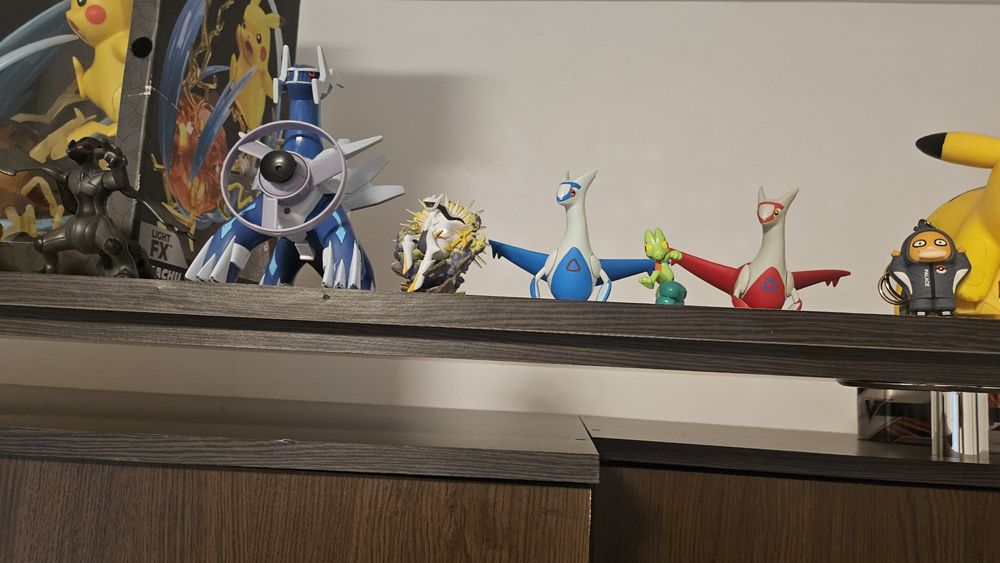 Pokemon Figurine