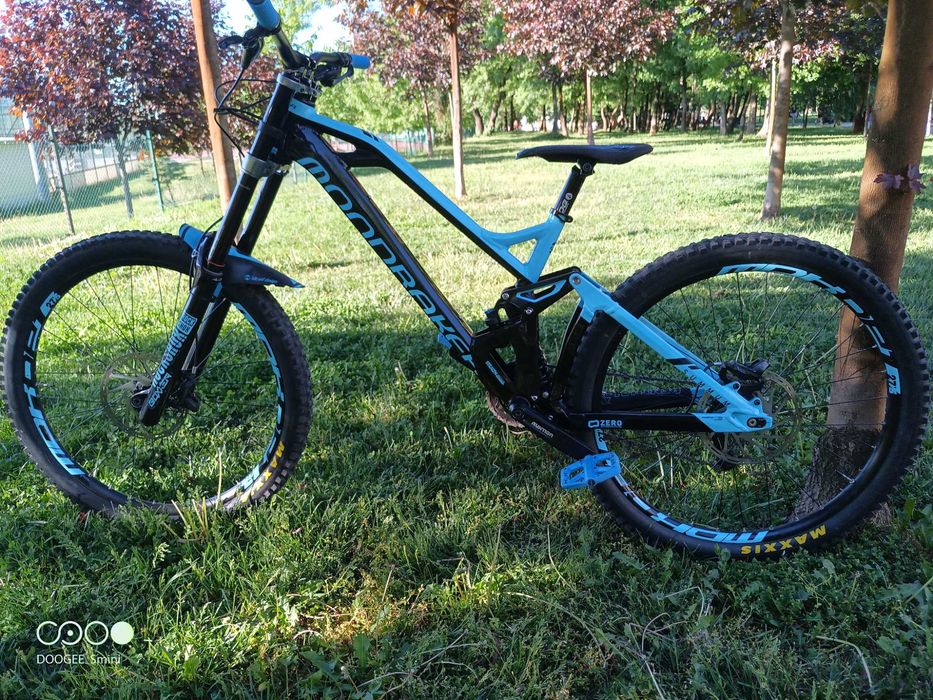 Mondraker Summum Pro, Downhill - колело за спускане,МТБ,планински Dh,Fox,Rocxshok
