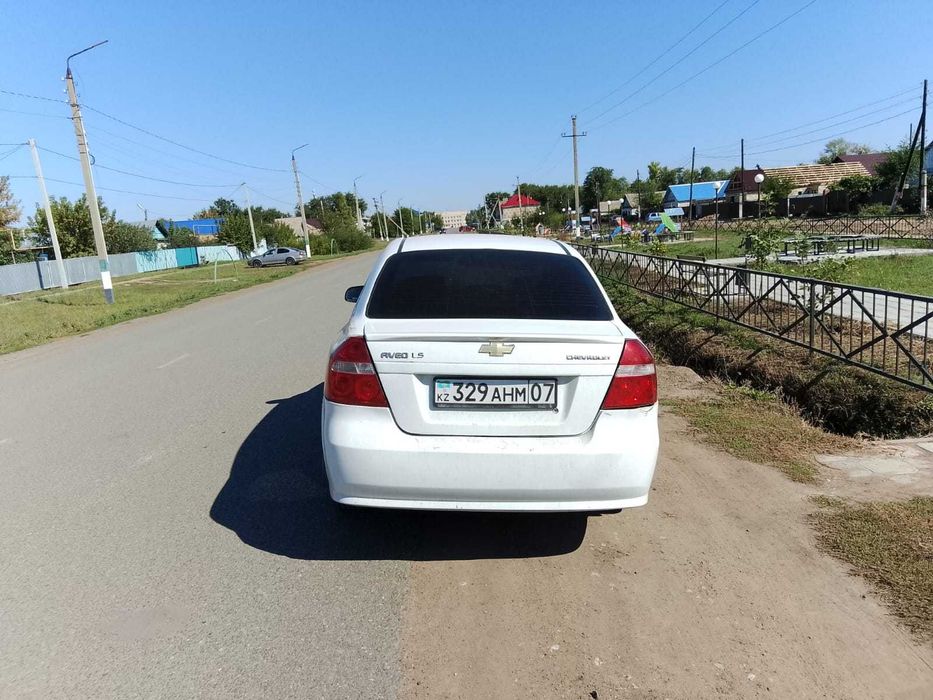 Продают авто шевроле