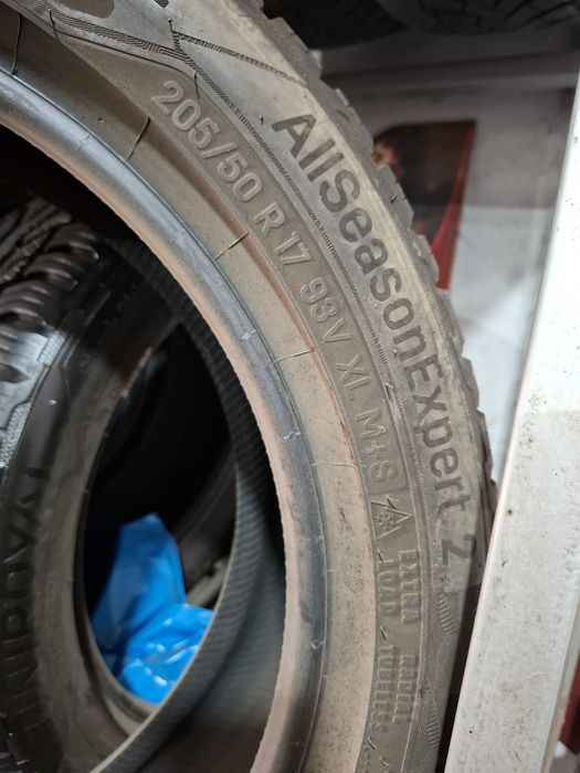 2 Всесезонни гуми Uniroyal 205/50/17 ДОТ21 7мм