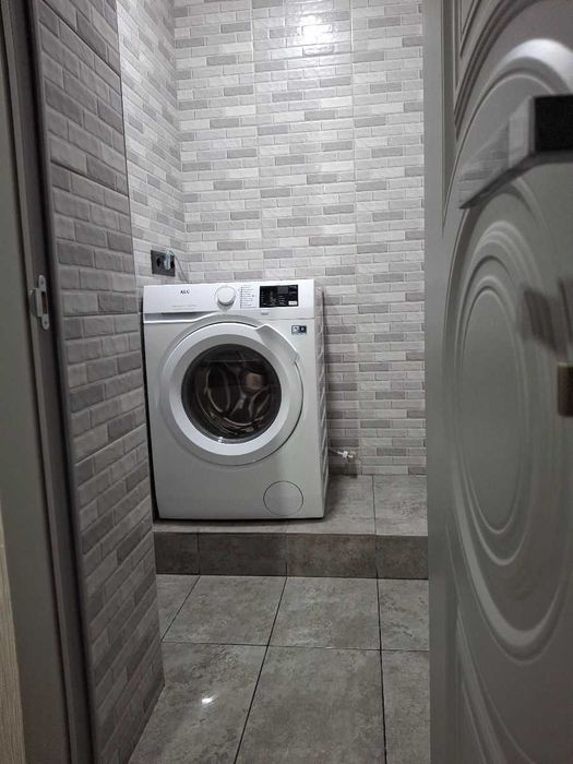 Дава се под наем Двустаен апартамент в София, Орландовци - 62 кв.м за 350 € - Снимка #2