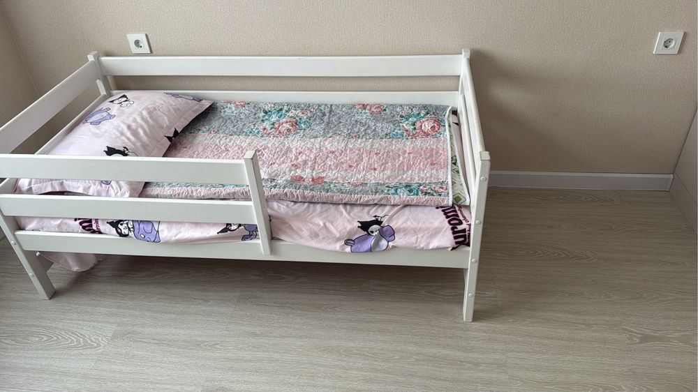 Детский кровать