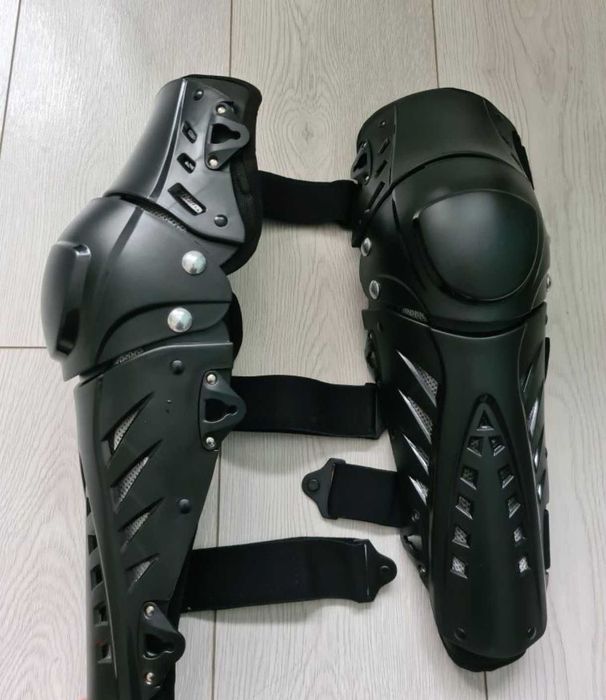 Genunchiere Noi Negre cu gel D3O Motocicleta Trotineta