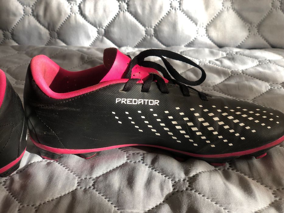 Бутонки Adidas PREDATOR
