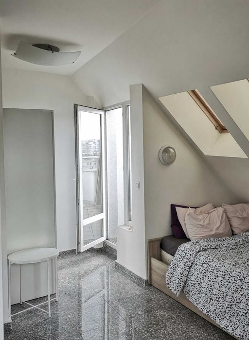 Дава се под наем Едностаен апартамент в София, Слатина - 35 кв.м за 420 € - Снимка #1
