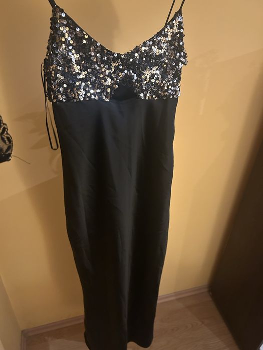 Бюстие с пайети, рокли Зара