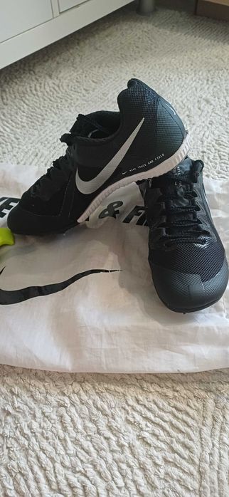 Шпайкове Nike Rival Multi за лека атлетика