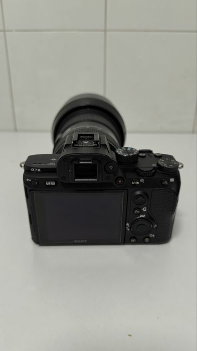 Sony a7 3 + Sigma 24-70mm f2.8