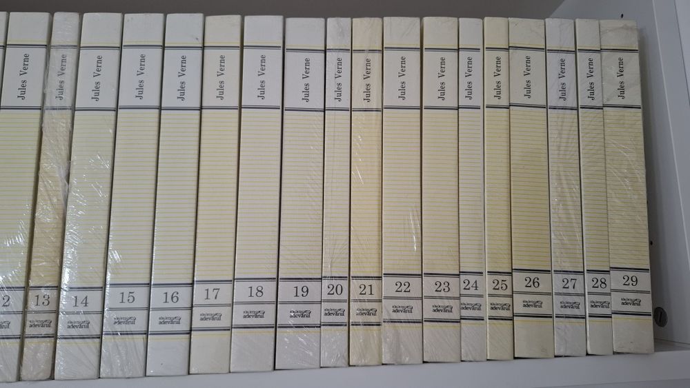 Colectia completa sigilata Jules Verne  - editura Adevarul - 40 volume