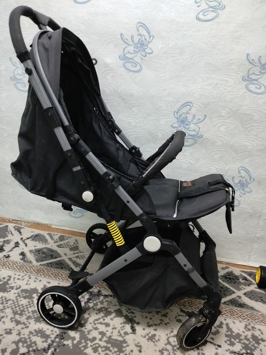 Продам детскую коляску