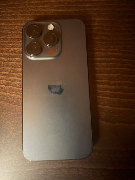 IPhone 15 pro без гаранция