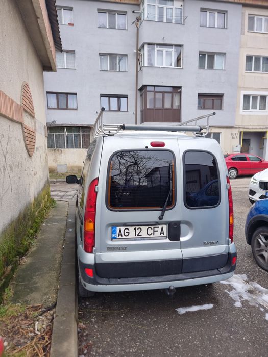 Vând Renault kangoo 1.2 2006