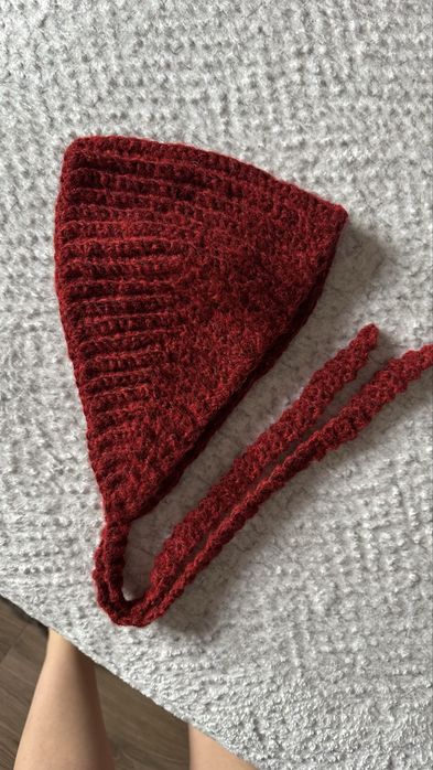 Вязаные чепчики на заказ