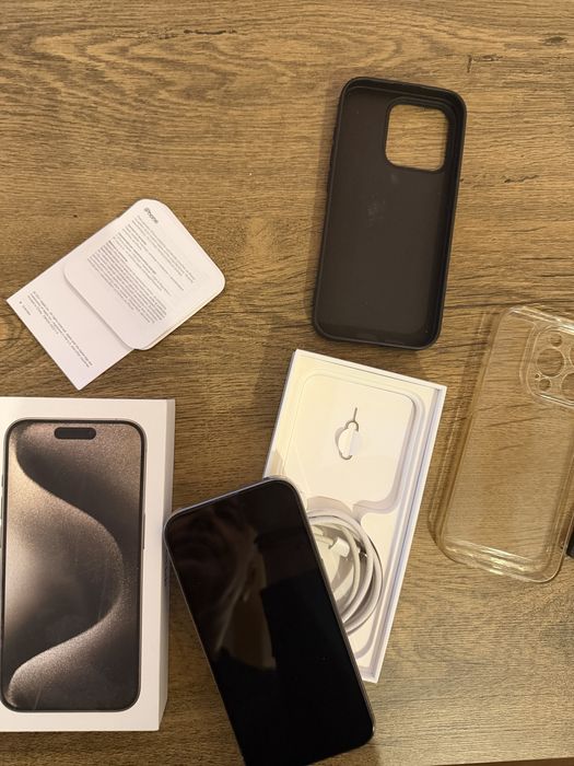 iPhone 15 pro като нов 256 GB