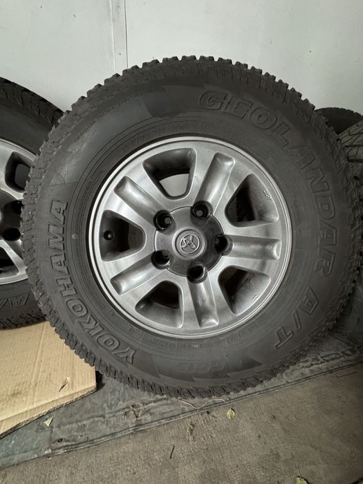 Продам комплект коллес Land Cruiser 105