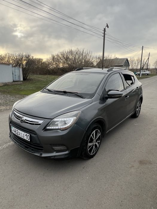Машина Lifan x50
