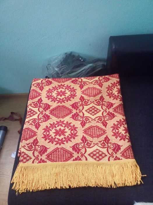 Покривки за легло тъкани с вълнена прежда НОВИ