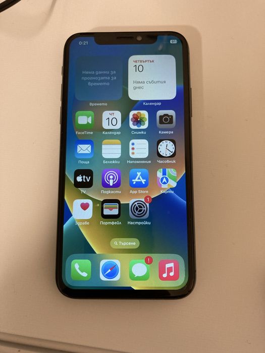 iPhone X 64GB / 98% battery health