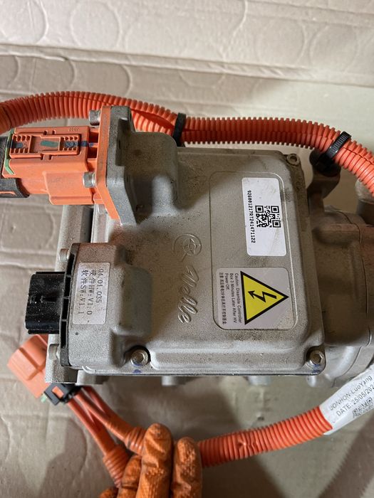 Compresor clima Dacia Spring 2 cod 926001217R an 2021-2025 complet