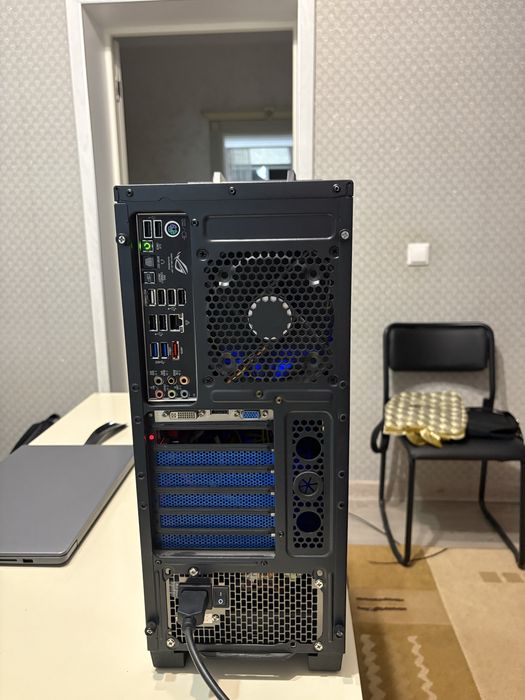 ПК / Intel Core i7 / Блок Huntkey 500W / Корпус AeroCooL