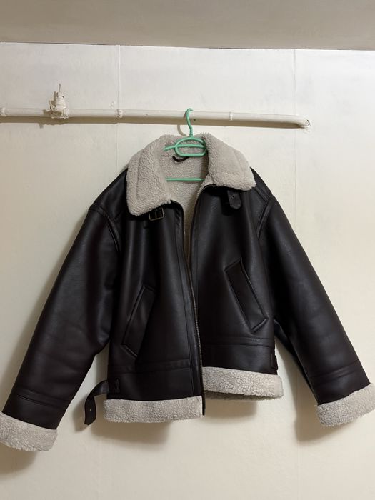 Мъжко кожено яке.