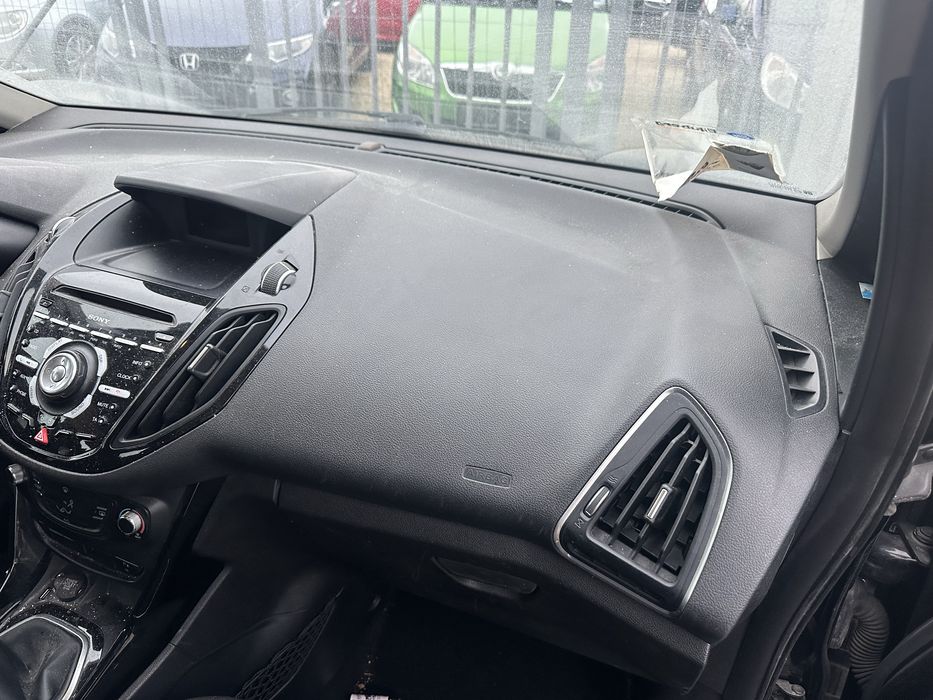 Табло със десен airbag за Ford B Max