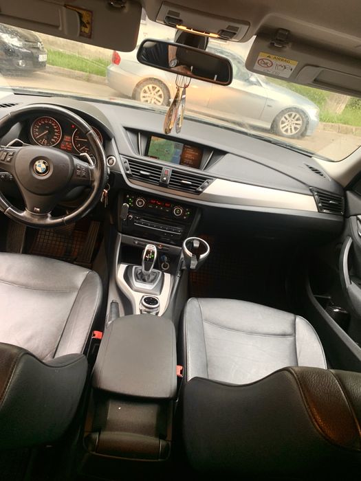 BMW X1 xDrive, 218 CP, cutie automată 8+1 trepte, an fabricație 2014,