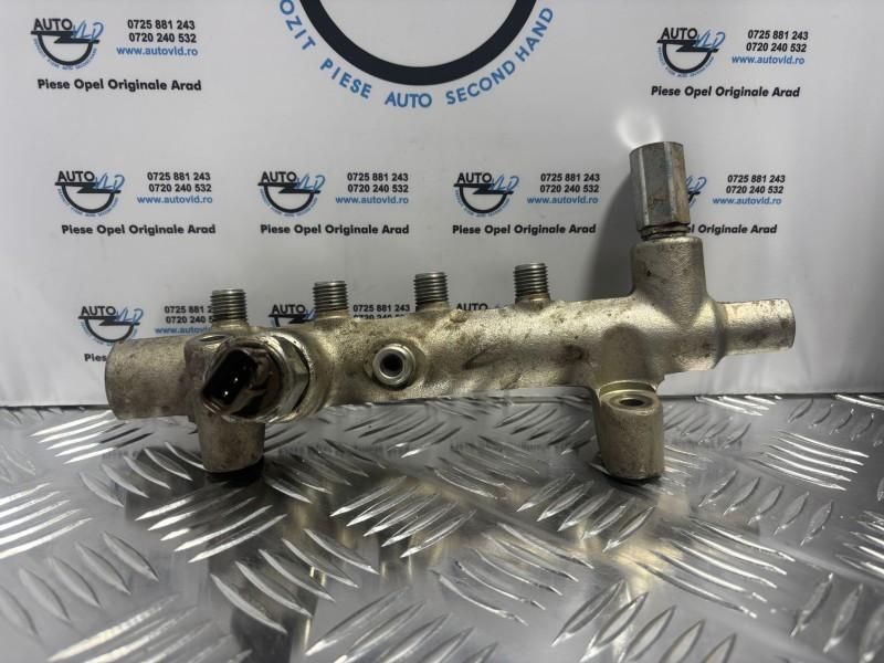 Rampa injectoare Opel Combo C 1.7 CDTI DENSO Z17DTH; Z17DTL