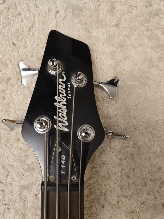 Chitara bass Washburn T14Q +husa ibanez/schimb
