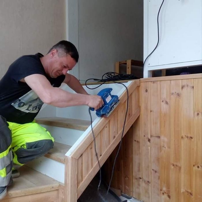 Renovam apartamente și locuințe ,acoperișuri și izolații.