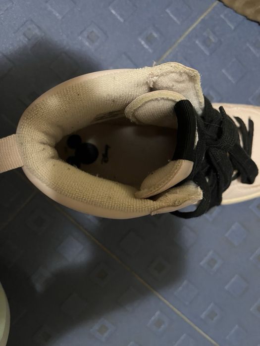 Високи маратонки на Zara