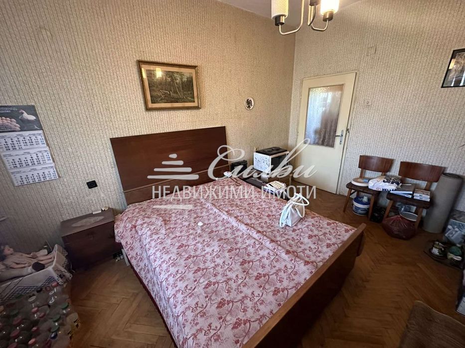 Тристаен ТУХЛЕН апартамент - кв.Добруджански