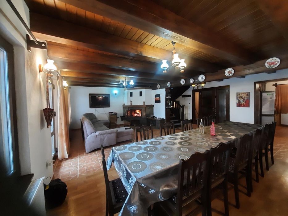 Cabana in Piatra Fantanele  1500 lei pe noapte