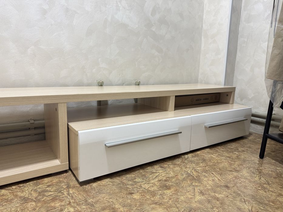 Продается шкафчики для мини гардероба