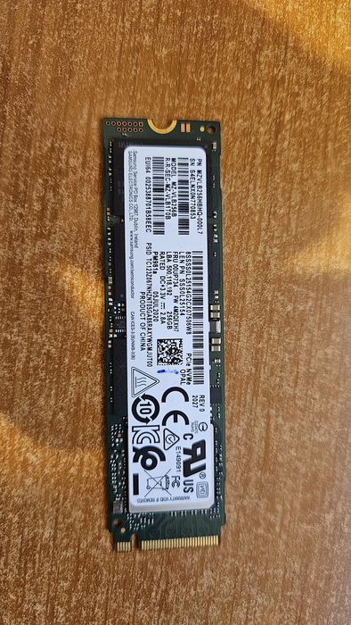 ssd m2 1tb samsung - Hard disk-uri oferte online | OLX.ro