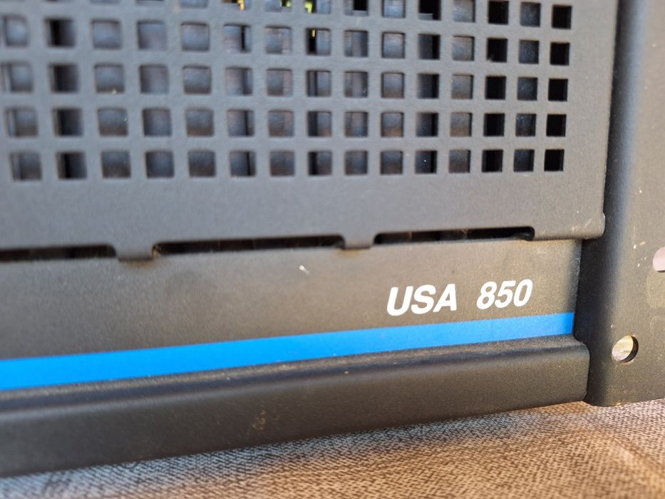 Amplificator putere QSC / USA 850