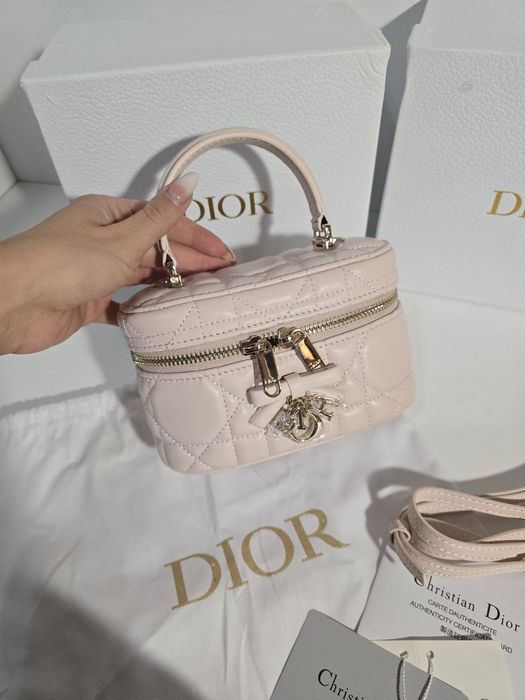 Налична чанта Dior Dioramour pink