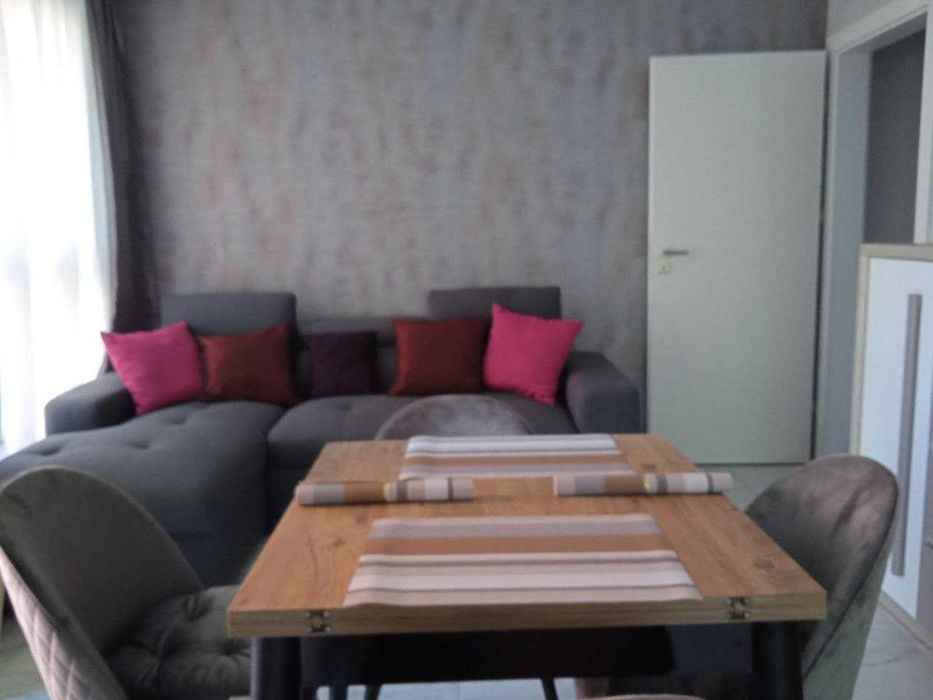 Дава се под наем Двустаен апартамент в София, Манастирски ливади - 60 кв.м за 612 € - Снимка #1