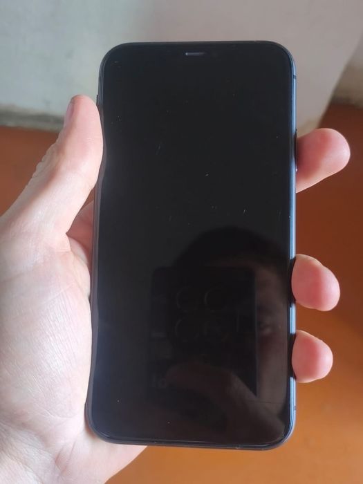 iPhone 11 ( обменяю )айфон 11
