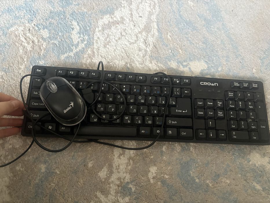 Монитор eMachines E190HQV, 18.5