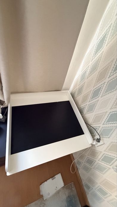 Пеленальный столик