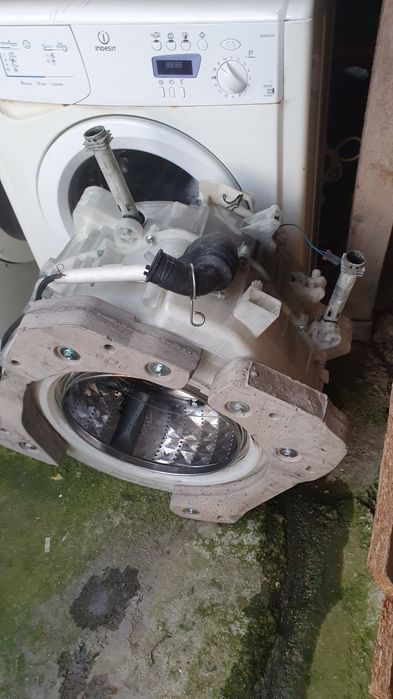 Cuva mașina de spălat